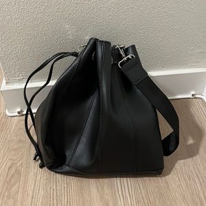 Zara - bucket bag